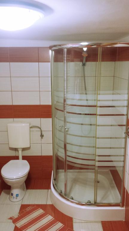 Virag Apartmanhaz Sopron Exterior photo